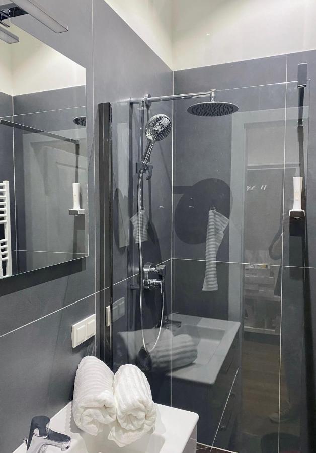 شقة Charming Studio In Servitenviertel I فيينا المظهر الخارجي الصورة