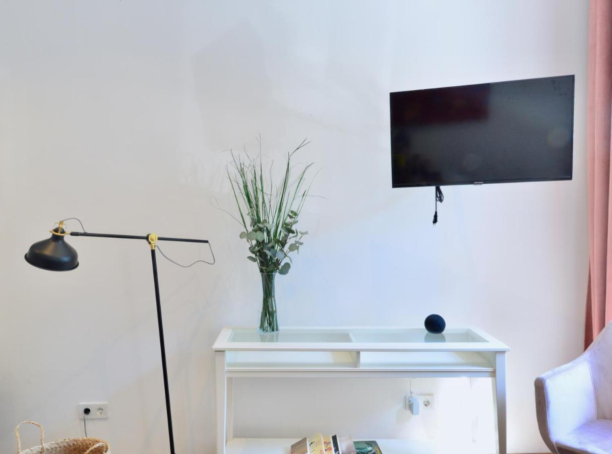 شقة Charming Studio In Servitenviertel I فيينا المظهر الخارجي الصورة
